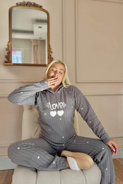 Gri Love Desenli Kapşonlu Peluş Polar Pijama Takımı - 2