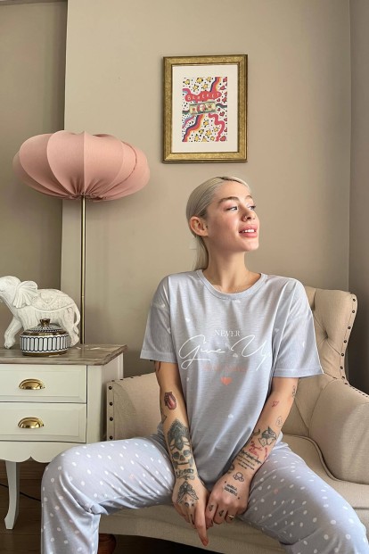 Gri Never Give Up Baskılı Örme Kısa Kollu Kadın Pijama Takımı - 2