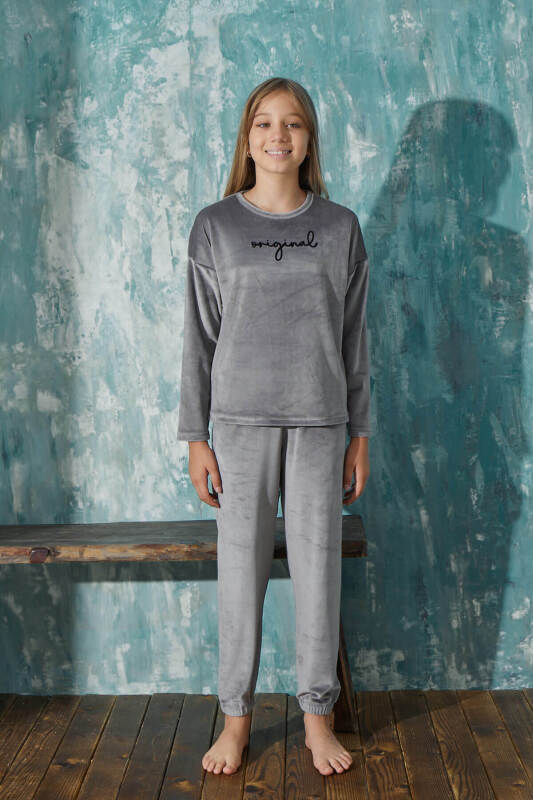 Gri Original Desenli Exclusive Kadife Kız Çocuk Pijama Takımı  - Pijamaevi (2)