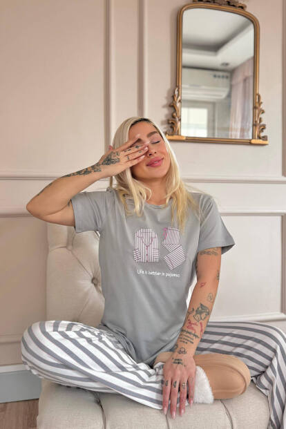 Gri Pajamas Desenli Pamuk Kısa Kollu Kadın Pijama Takımı - 4