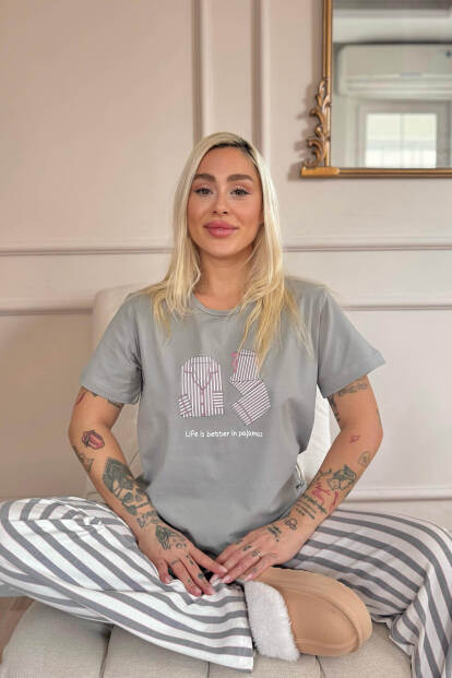 Gri Pajamas Desenli Pamuk Kısa Kollu Kadın Pijama Takımı - 5