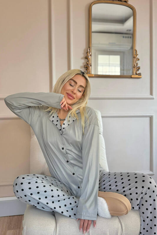 Gri Points Desenli Bambu Önden Düğmeli Uzun Kol Kadın Pijama Takımı - Pijamaevi (2)