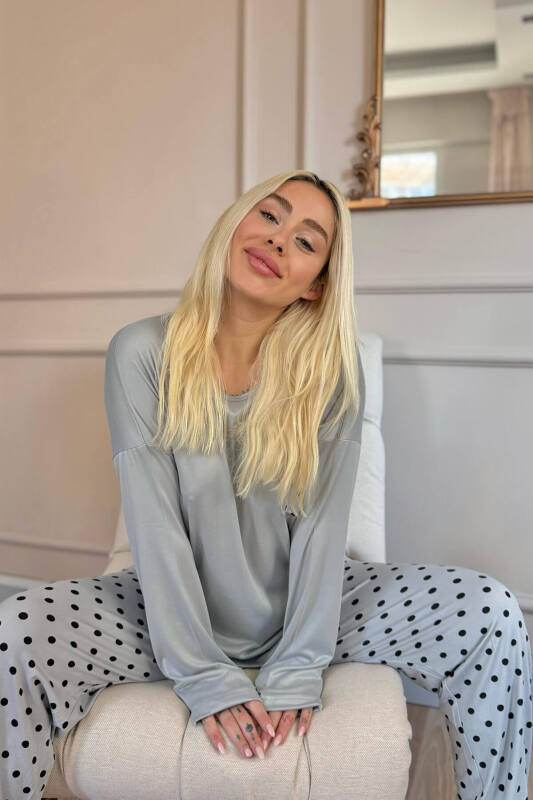 Gri Puan Desenli Bambu Uzun Kol Kadın Pijama Takımı - Pijamaevi (2)