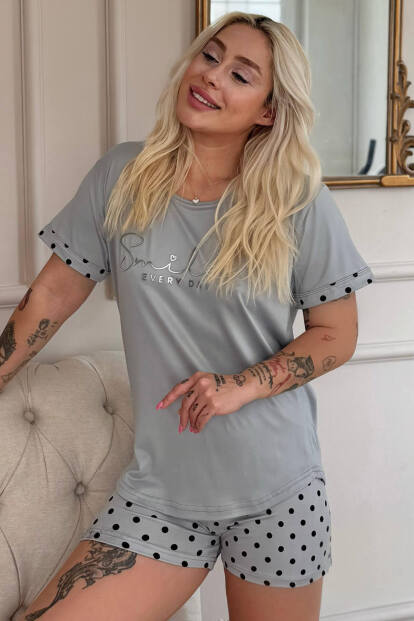 Gri Siyah Puan Smile Everyday Desenli Bambu Kısa Kol Kadın Şortlu Pijama Takımı 