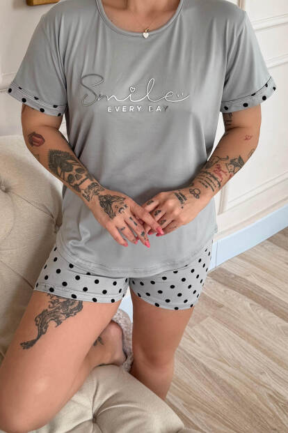 Gri Siyah Puan Smile Everyday Desenli Bambu Kısa Kol Kadın Şortlu Pijama Takımı - 5