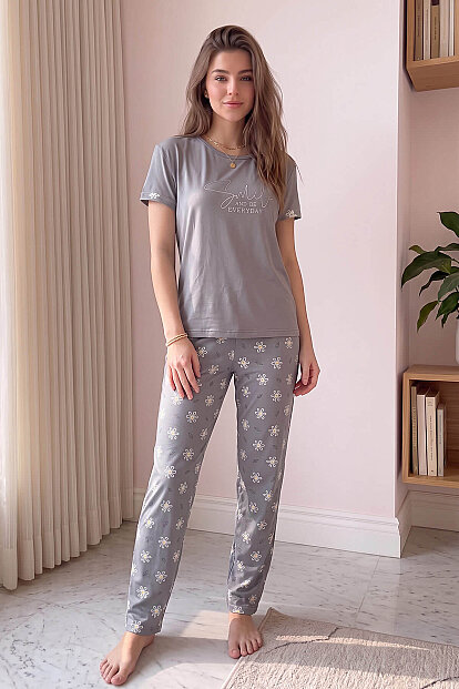 Gri Smile Everyday Desenli Bambu Kısa Kol Kadın Pijama Takımı - 6