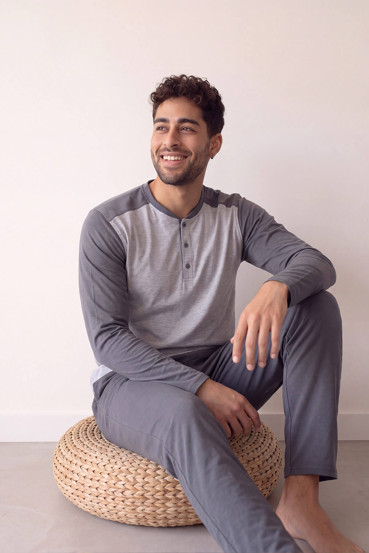 Gri Stylish Erkek Uzun Kol Pijama Takımı - Pijamaevi (1)