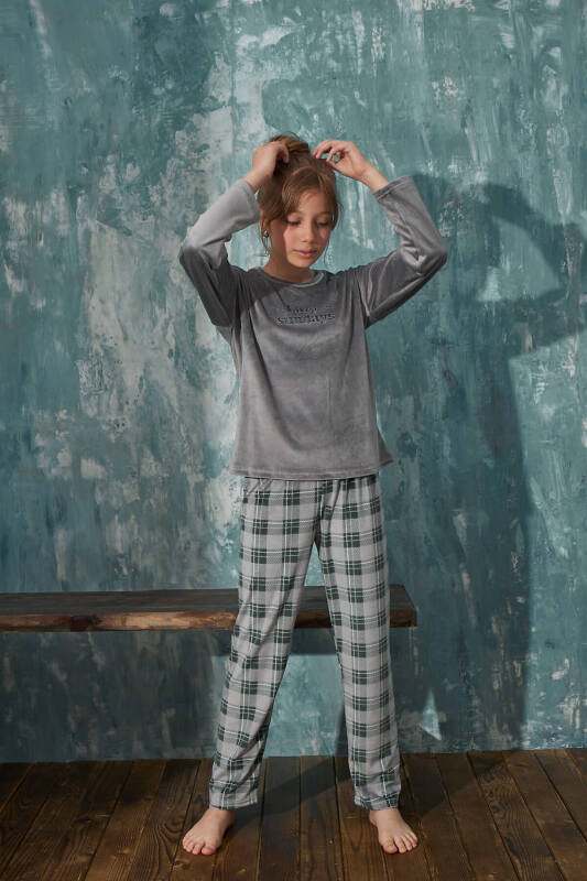 Gri Sundays Desenli Exclusive Kadife Kız Çocuk Pijama Takımı  - Pijamaevi (3)