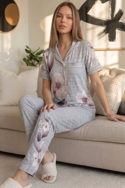 Gris Magnolia Desenli Bambu Önden Düğmeli Kısa Kol Pijama Takımı - 5