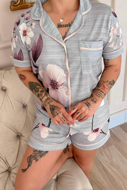 Gris Magnolia Desenli Kısa Kol Şortlu Önden Düğmeli Kadın Pijama Takımı - 5