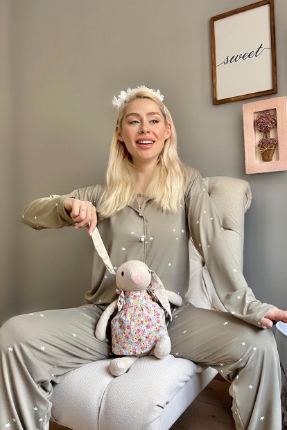 Haki Yıldız Desenli Bambu Önden Düğmeli Kadın Pijama Takımı - 2