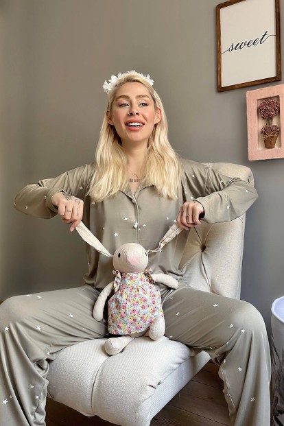Haki Yıldız Desenli Bambu Önden Düğmeli Kadın Pijama Takımı - 3