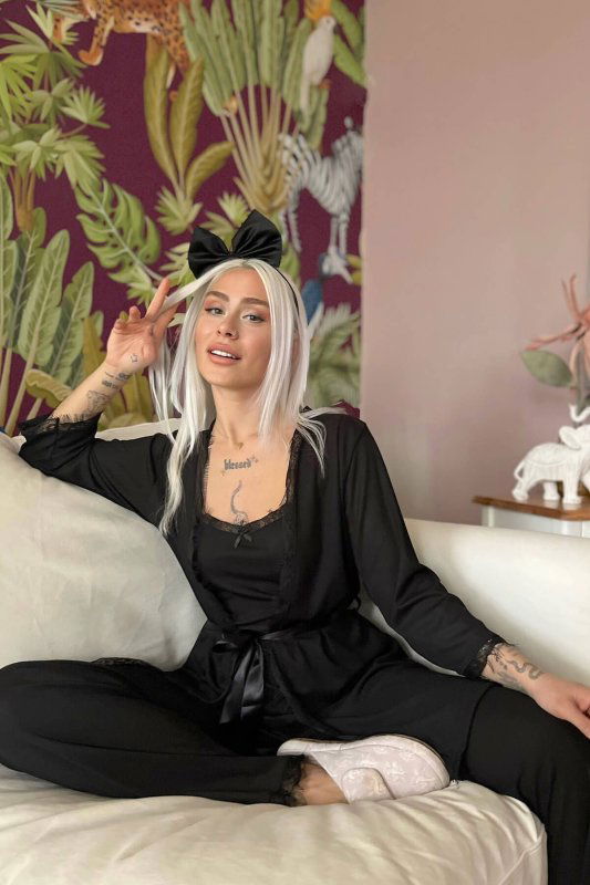 Dark Black Desenli Sabahlıklı Pegasus Pijama Takımı - Pijamaevi (1)