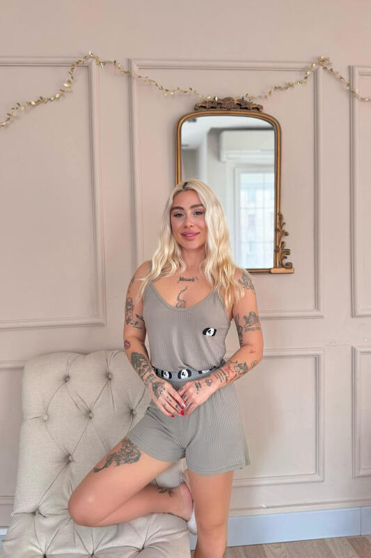 Haki Panda Charm Desenli Örme Ip Askı Şortlu Kadın Pijama Takımı - Pijamaevi (1)