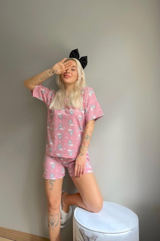 Pembe Capped Tavşan Baskılı Şortlu Kadın Pijama Takımı