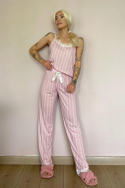 İnce Çizgi Dantelli İp Askılı Örme Kadın Pijama Takımı - 4
