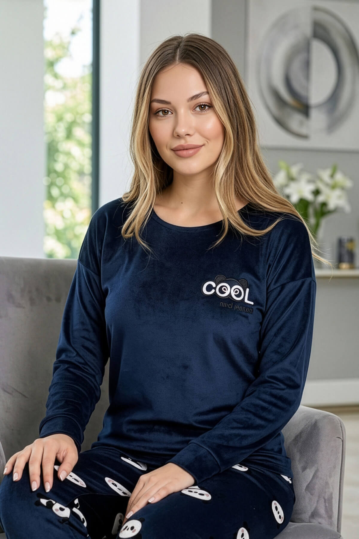 Indigo Pengui Desenli Exclusive Kadife Kadın Pijama Takımı - Pijamaevi (1)