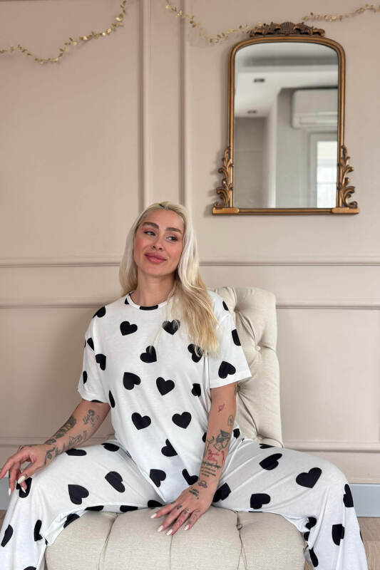 Ivory Passion Heart Desenli Bambu Kısa Kol Kadın Pijama Takımı - Pijamaevi (1)