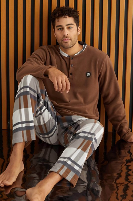 Kahve Beyaz Ekose Desenli Polar Erkek Pijama Takımı - Pijamaevi
