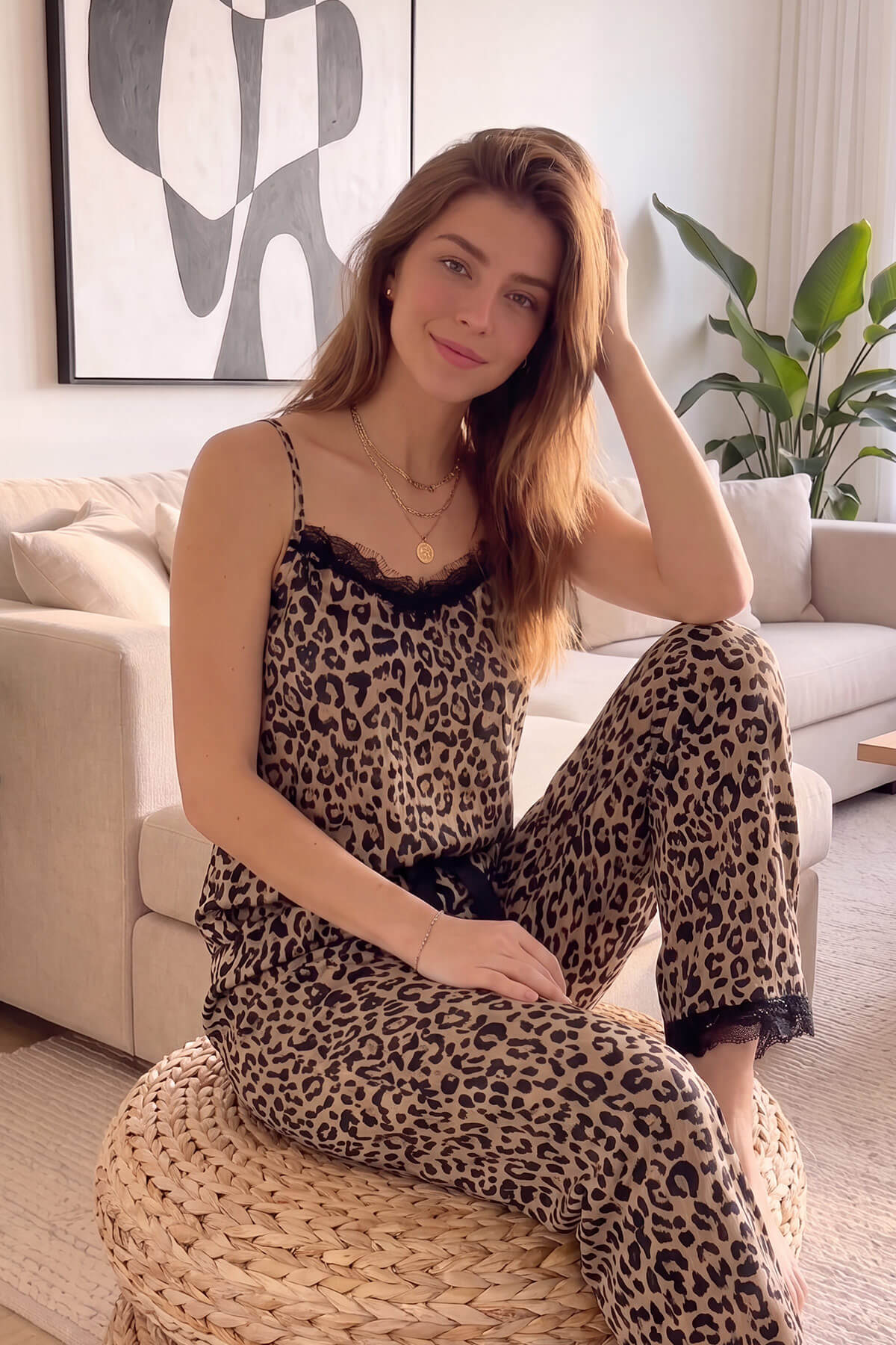 Kahve Leopar Baskılı Dantelli İp Askılı Örme Kadın Pijama Takımı - Pijamaevi (2)