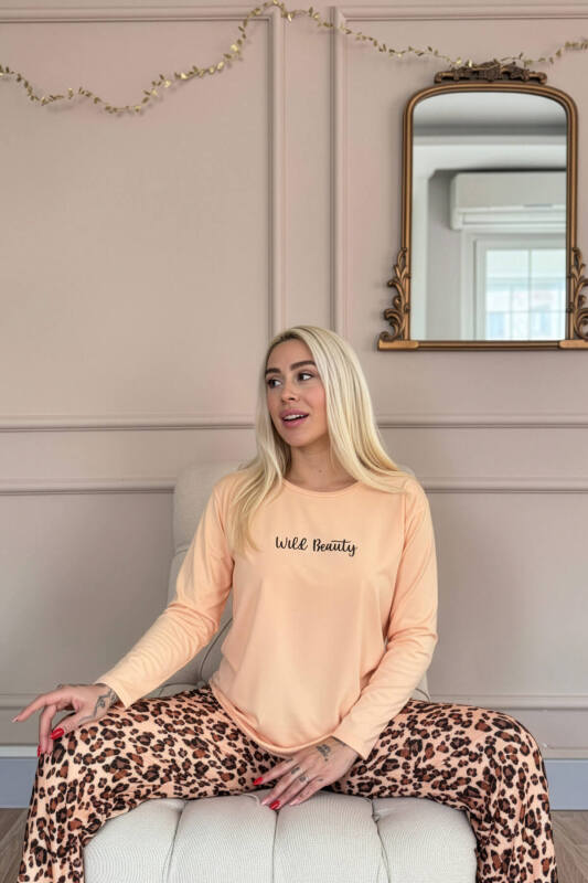 Karamel Wild Beauty Desenli Uzun Kollu Bambu Örme Kadın Pijama Takımı - Pijamaevi (2)