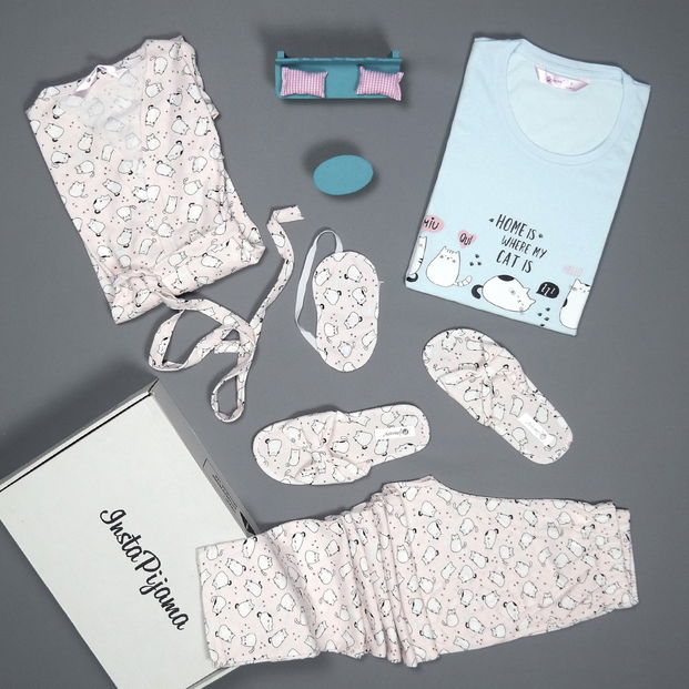 Kedi Desenli Sabahlıklı Pijama Takımı - 3