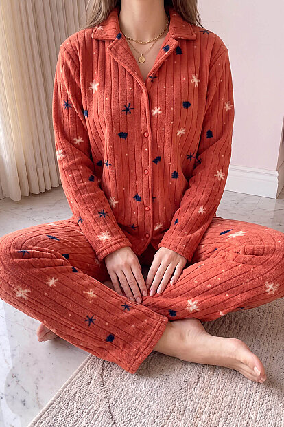 Kiremit Çam Desenli Önden Düğmeli Peluş Polar Pijama Takımı - 4