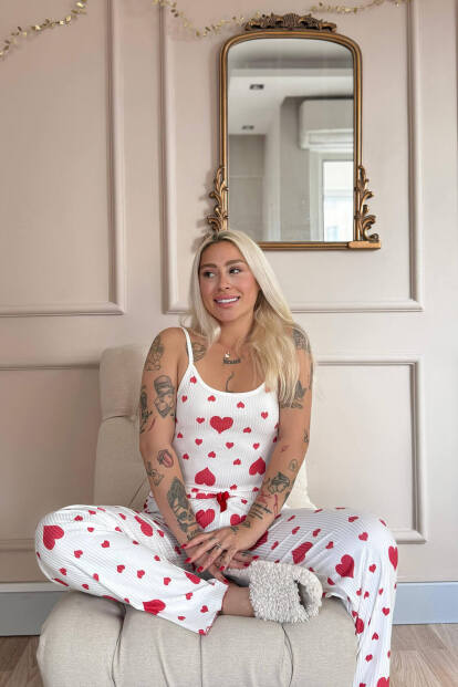 Kırmızı Amour Desenli Örme Askılı Kadın Pijama Takımı - 2