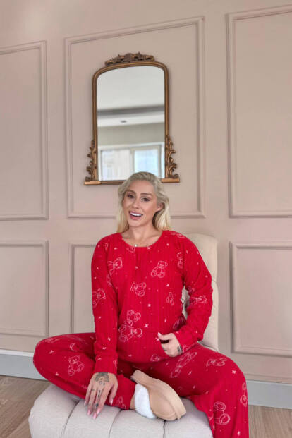 Kırmızı Bear Desenli Kanguru Cepli Peluş Polar Pijama Takımı - 4
