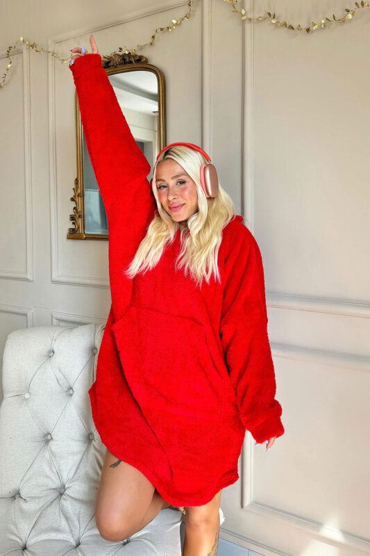 Kırmızı Kapşonlu Tam Peluş Oversize Sweat Panço Pijama - Pijamaevi (1)