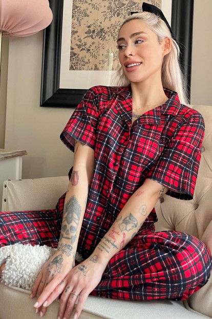 Kırmızı Lacivert Ekose Baskılı Önden Düğmeli Kısa Kollu Pijama - 1
