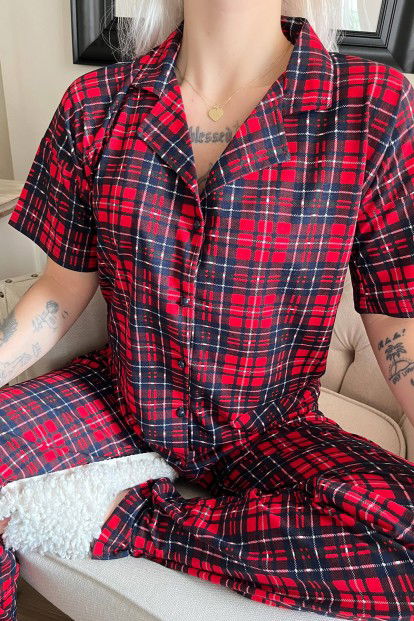 Kırmızı Lacivert Ekose Baskılı Önden Düğmeli Kısa Kollu Pijama - 4