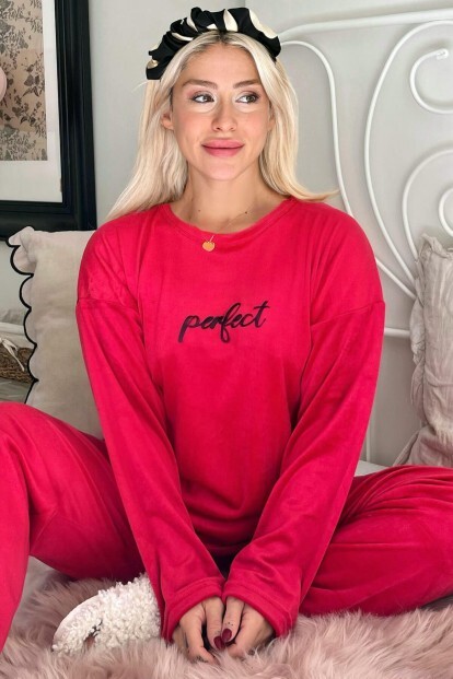 Kırmızı Perfect Desenli Exclusive Kadife Kadın Pijama Takımı  - 6