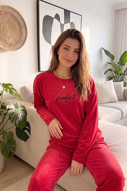 Kırmızı Perfect Desenli Exclusive Kadife Kadın Pijama Takımı  - 3