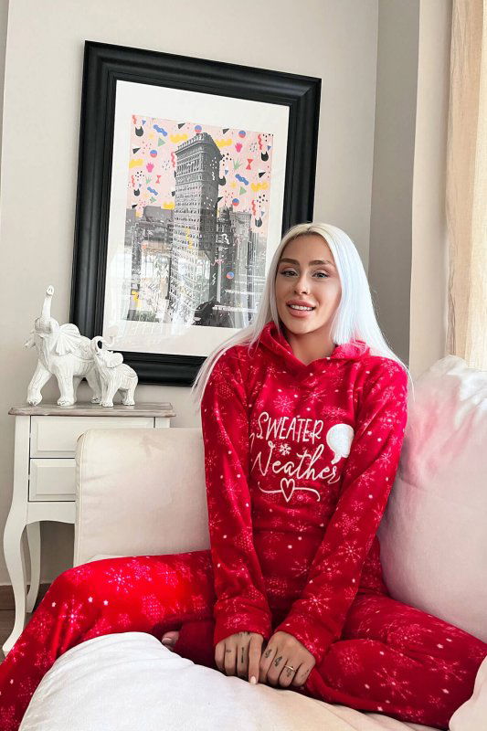 Kırmızı Sweater Desenli Kapşonlu Peluş Polar Pijama Takımı - Pijamaevi (2)