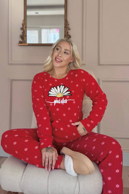 Kırmızı Vibes Desenli Kanguru Cepli Peluş Polar Pijama Takımı - 2