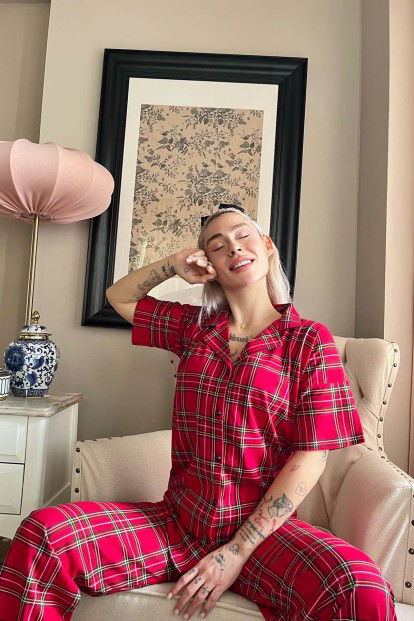 Kırmızı Yeşil Ekose Baskılı Önden Düğmeli Kısa Kollu Pijama - 3