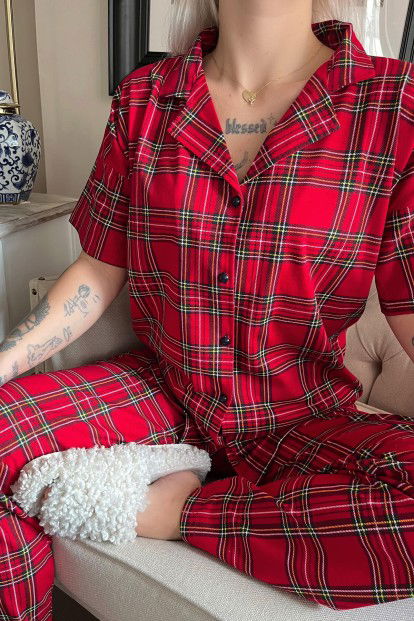 Kırmızı Yeşil Ekose Baskılı Önden Düğmeli Kısa Kollu Pijama - 4