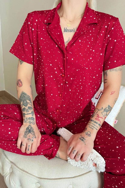 Kırmızı Yıldız Desenli Örme Önden Düğmeli Kısa Kol Kadın Pijama - 5