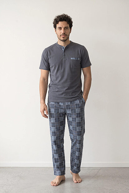 Koyu Gri Ekose Patlı Cep Detaylı Kısa Kollu Erkek Pijama Takımı - 5
