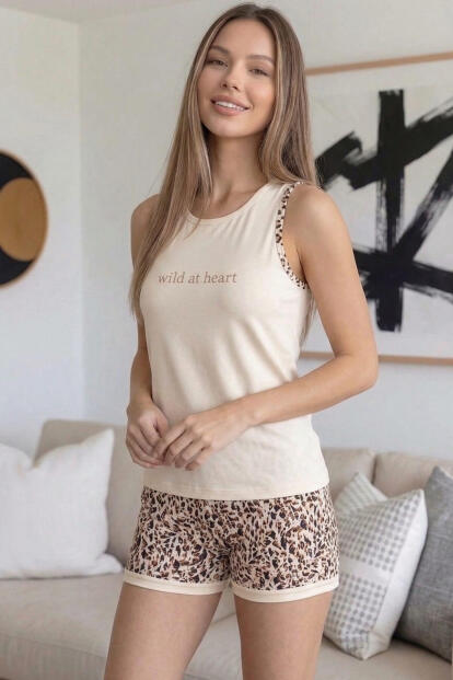 Krem Wild at Heart Desenli Sıfır Kol Şortlu Örme Kadın Pijama Takımı - 3