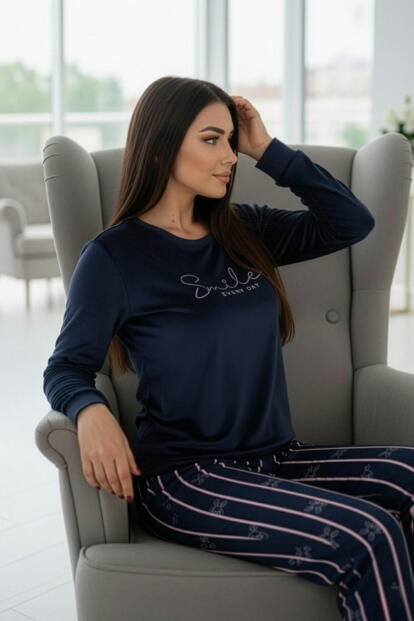Lacivert Beyaz Smile Desenli Exclusive Kadife Kadın Pijama Takımı - 3