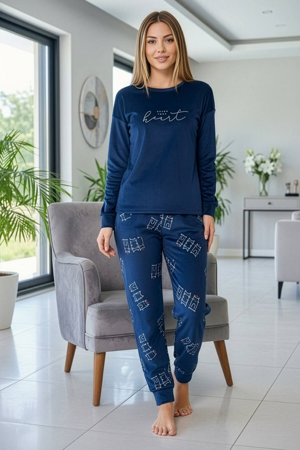 Lacivert Heart Desenli Exclusive Kadife Kadın Pijama Takımı - Pijamaevi (3)