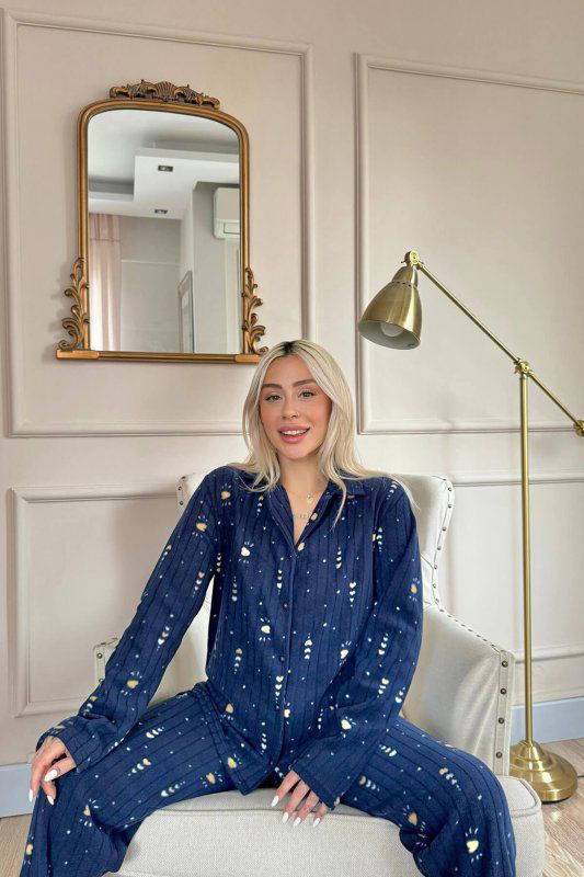 Lacivert Kalp Desenli Önden Düğmeli Peluş Polar Pijama Takımı - Pijamaevi (3)