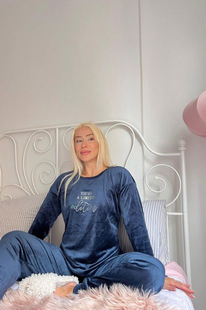 Lacivert Limited Desenli Exclusive Kadife Kadın Pijama Takımı  - 3
