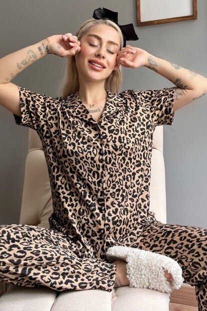 Leopar Desenli Örme Önden Düğmeli Kısa Kol Kadın Pijama - 6