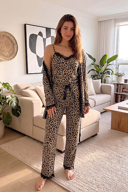Leopar Desenli Sabahlıklı Pegasus Pijama Takımı - 7