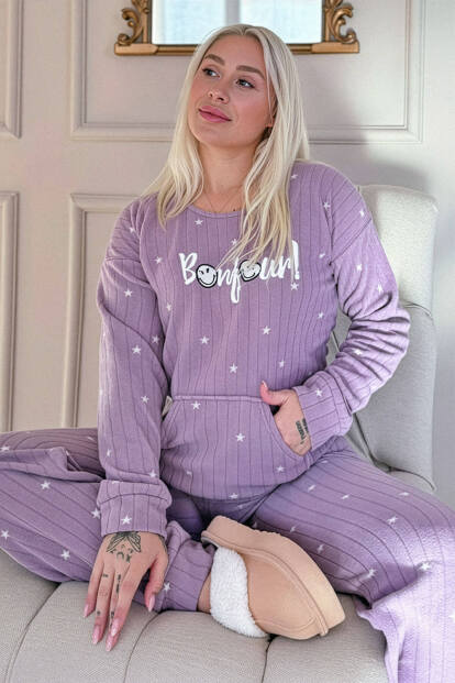 Lila Bonjour Desenli Kanguru Cepli Peluş Polar Pijama Takımı 