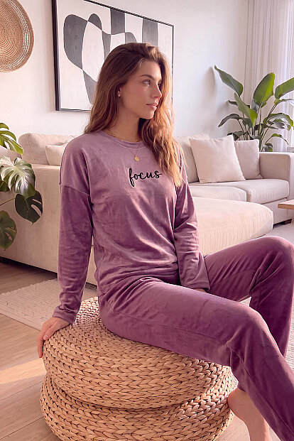 Lila Focus Desenli Exclusive Kadife Kadın Pijama Takımı  - 2