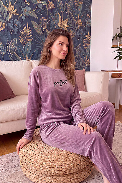 Lila Perfect Desenli Exclusive Kadife Kadın Pijama Takımı  - 2